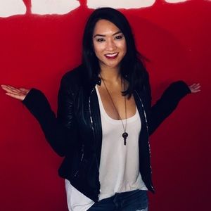 Meet your Posher, Nina